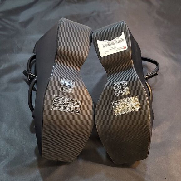 BRAND NEW LILIANA STRAPPY CAGED WEDGE HEELS SANDAL - Picture 13 of 16